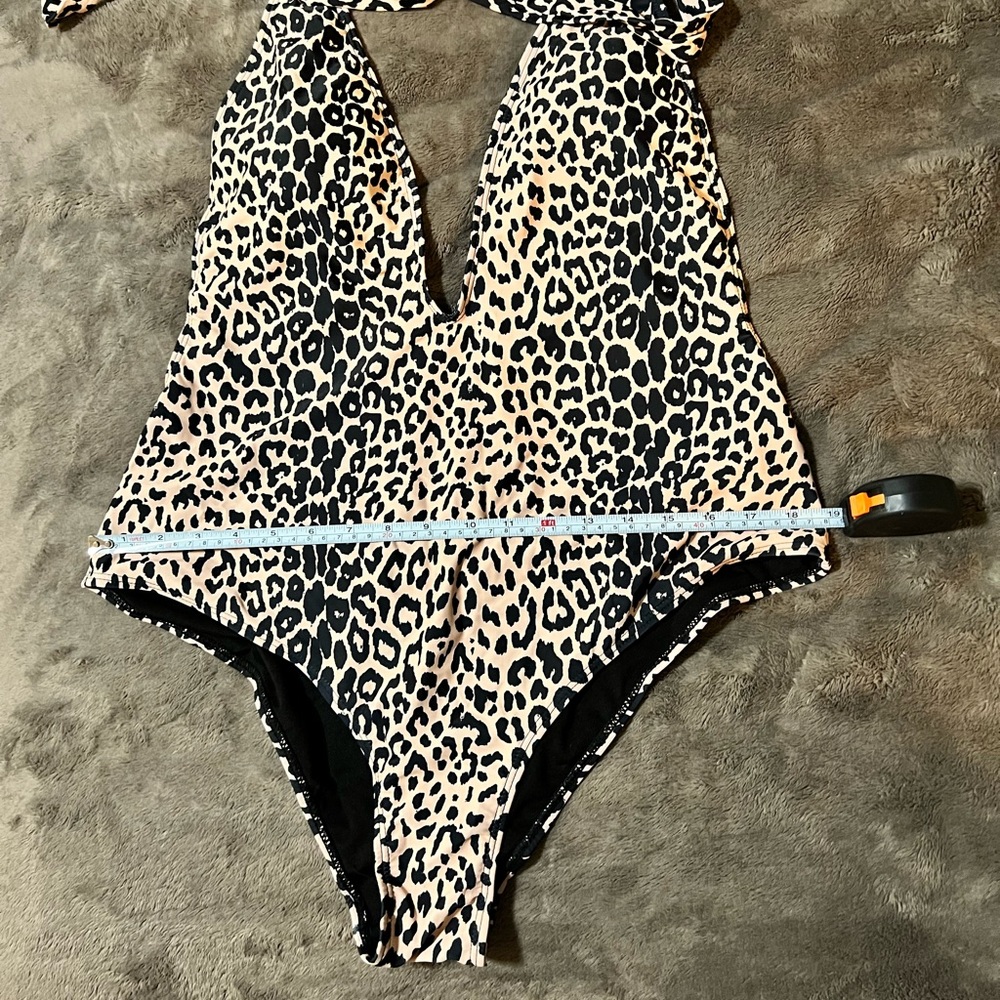 Leopard print one piece, 2x, new without tags